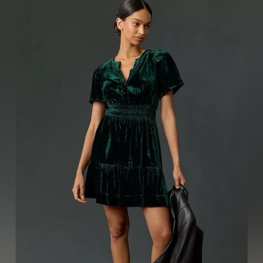 Anthropologie Somerset mini dress green velvet edition
